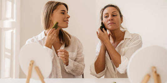 madre e hija yoga facial skin care